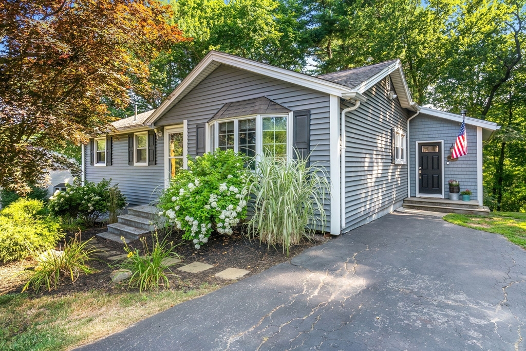 10 Briscoe Rd Property Photo 1