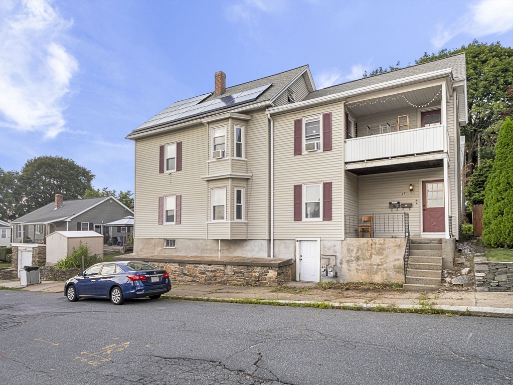 19 Chrome Street Property Photo 2