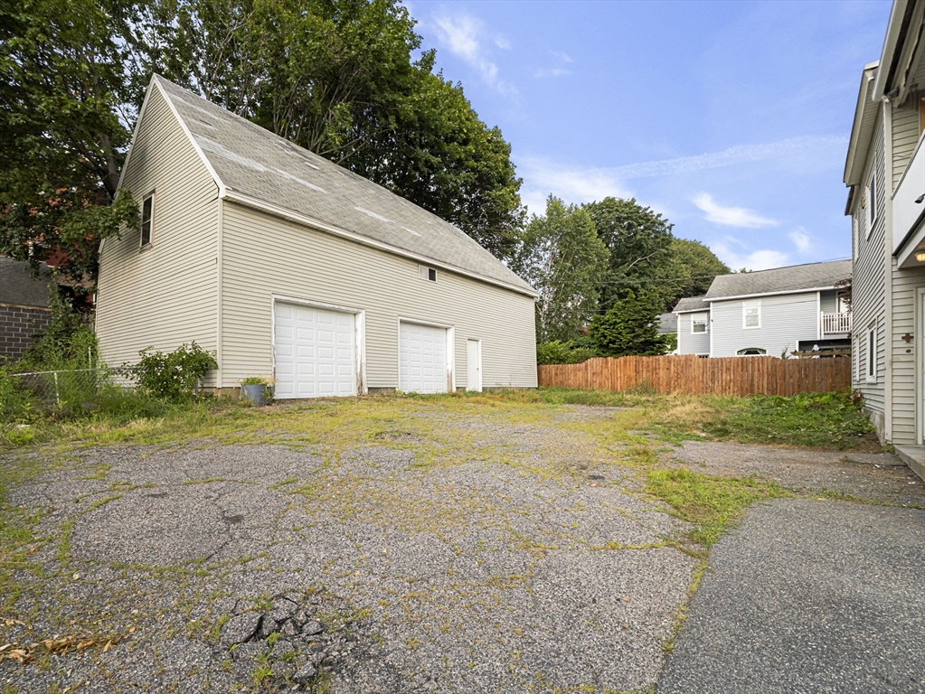 19 Chrome Street Property Photo 4