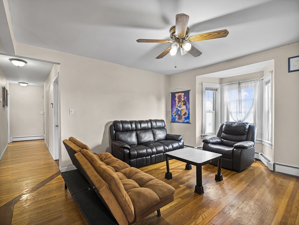 19 Chrome Street Property Photo 23