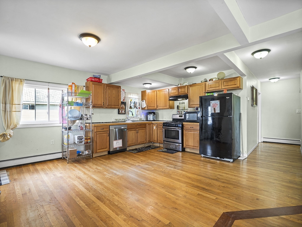 19 Chrome Street Property Photo 27