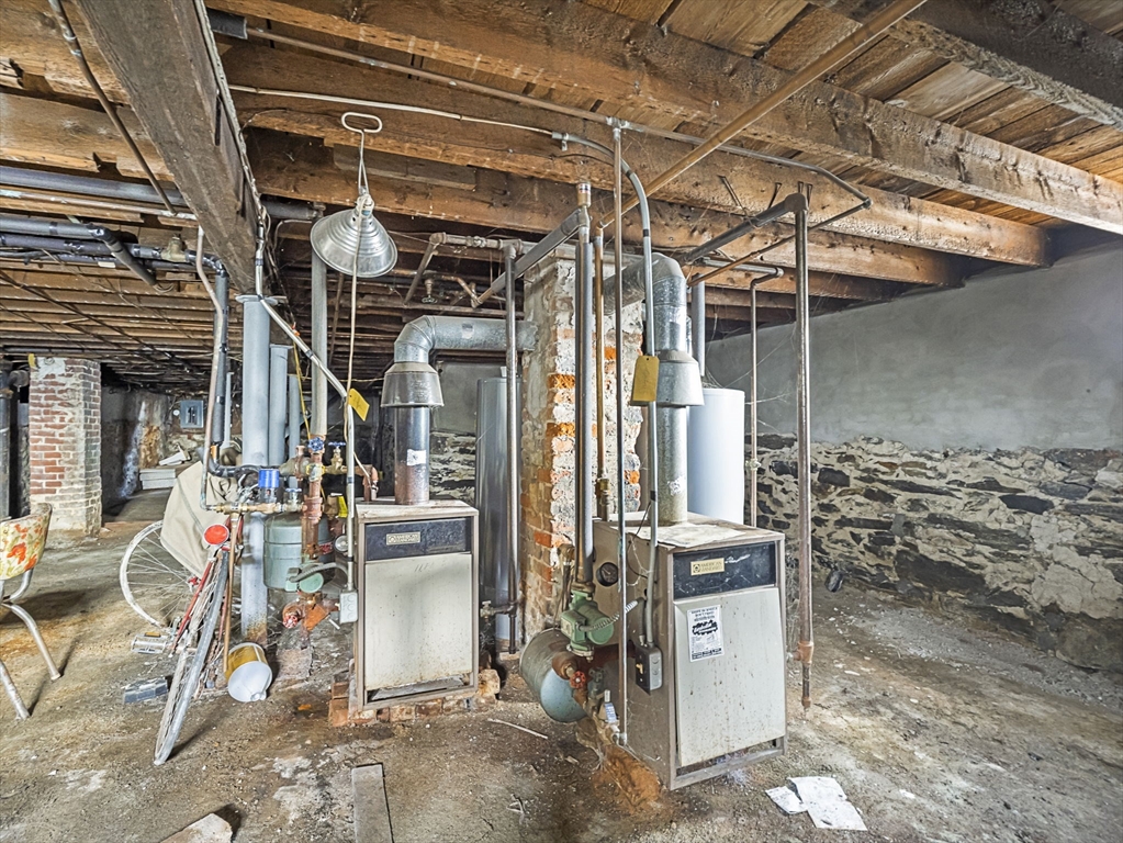 19 Chrome Street Property Photo 39