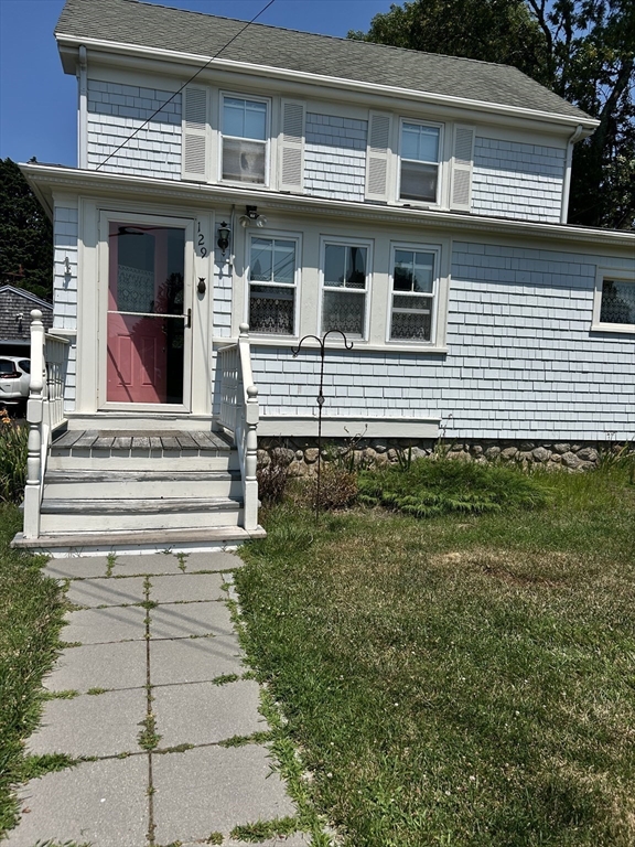 129 Rockland St Property Photo 1