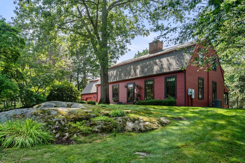 1 Woodholm Circle Property Photo 1