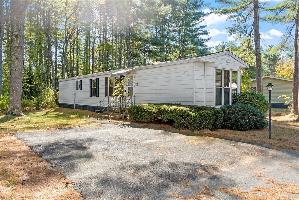 11 Jeri Dr Property Photo 1