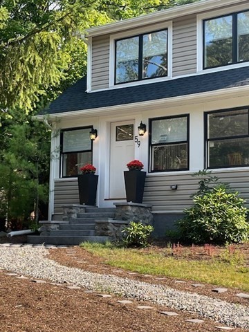 59 Laws Brook Rd