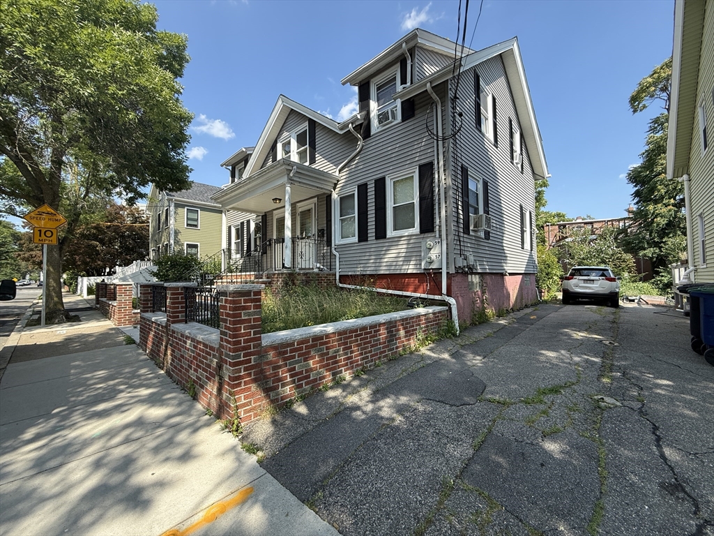 57-59 Myrtle St Property Photo 1