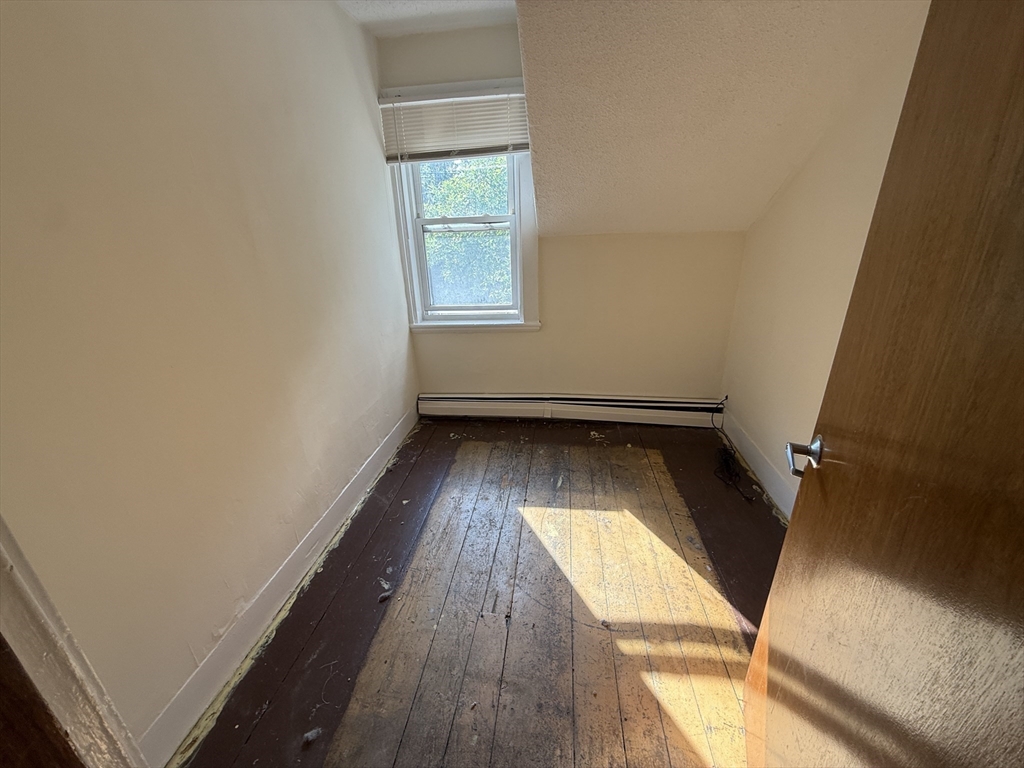 57-59 Myrtle St Property Photo 23