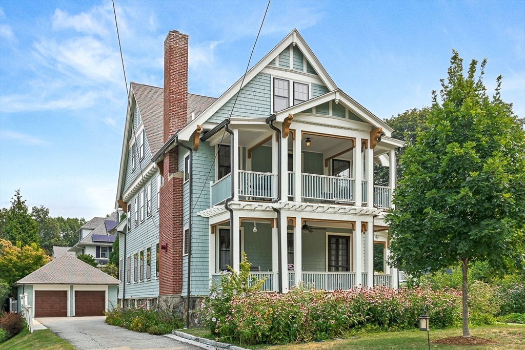 5 Bacon St Property Photo 2