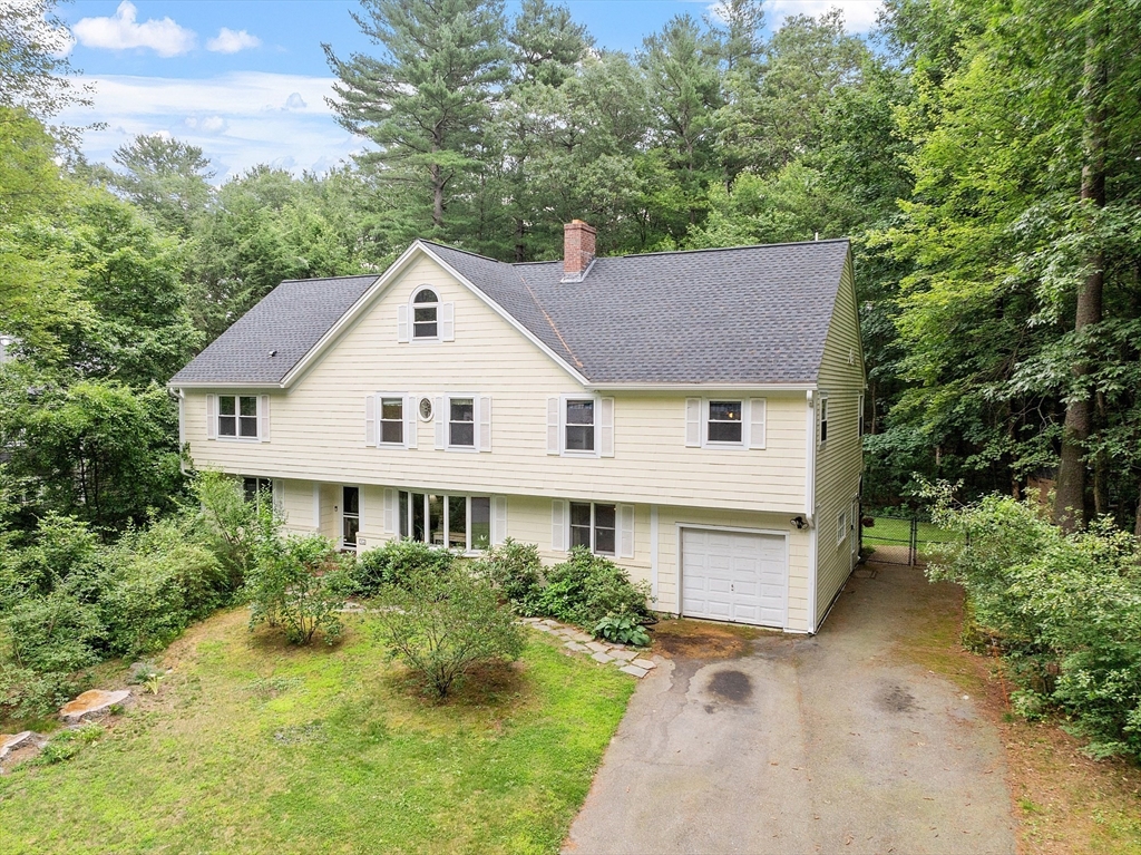 10 Hayden Lane Property Photo 1