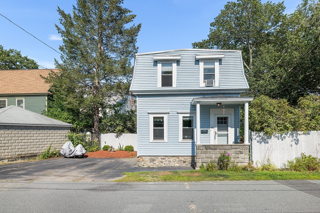 4 River Place