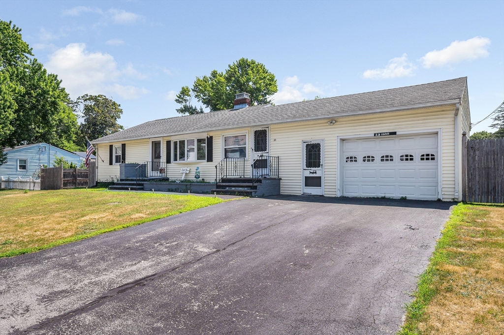 23 Sawyer Ave Property Photo 1