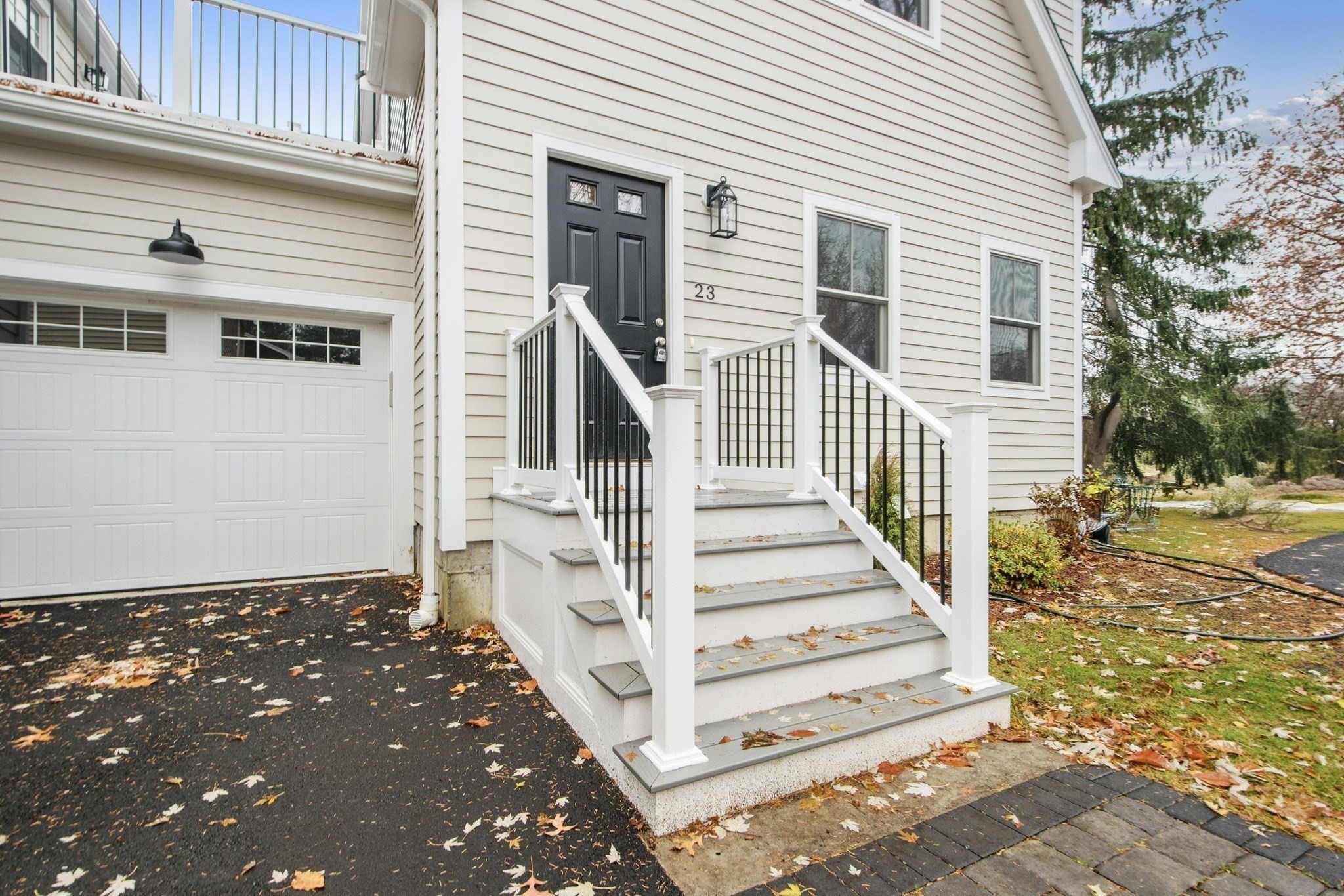 23 Loomis Street # 23 Property Photo 3