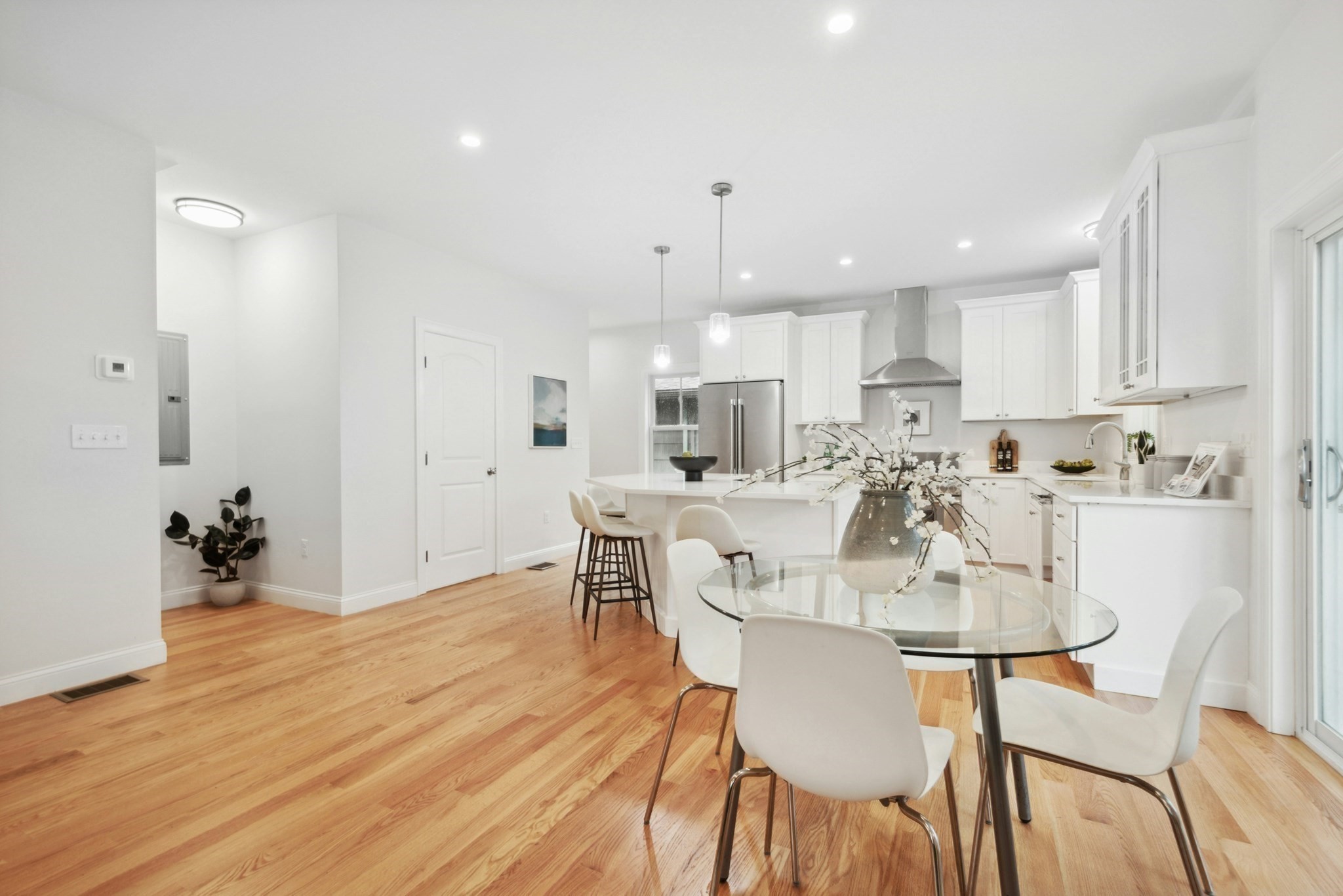 23 Loomis Street # 23 Property Photo 8