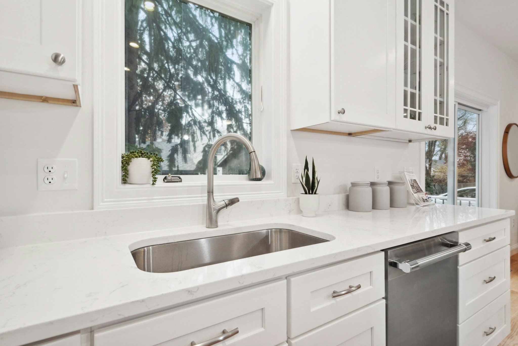 23 Loomis Street # 23 Property Photo 12