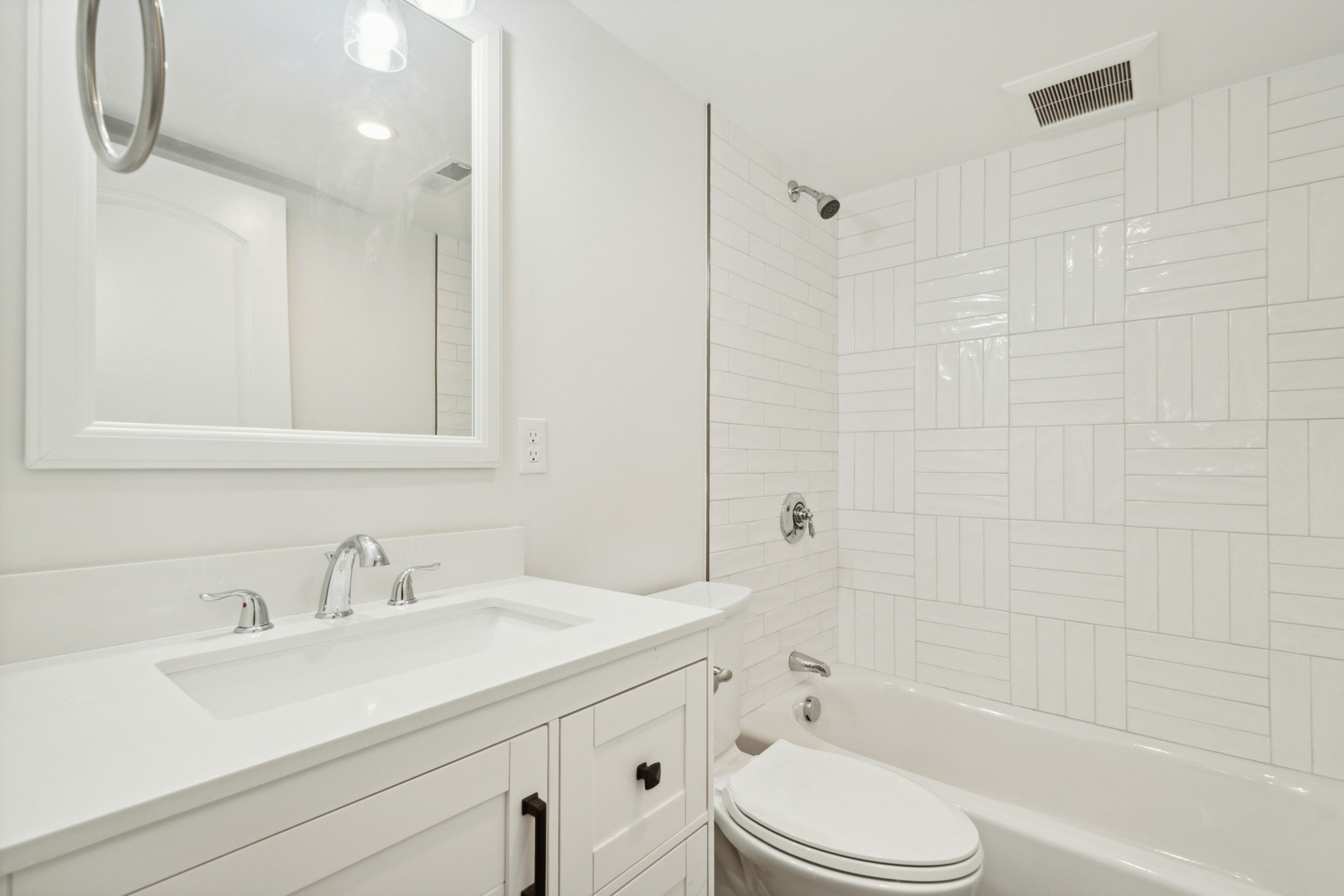 23 Loomis Street # 23 Property Photo 28