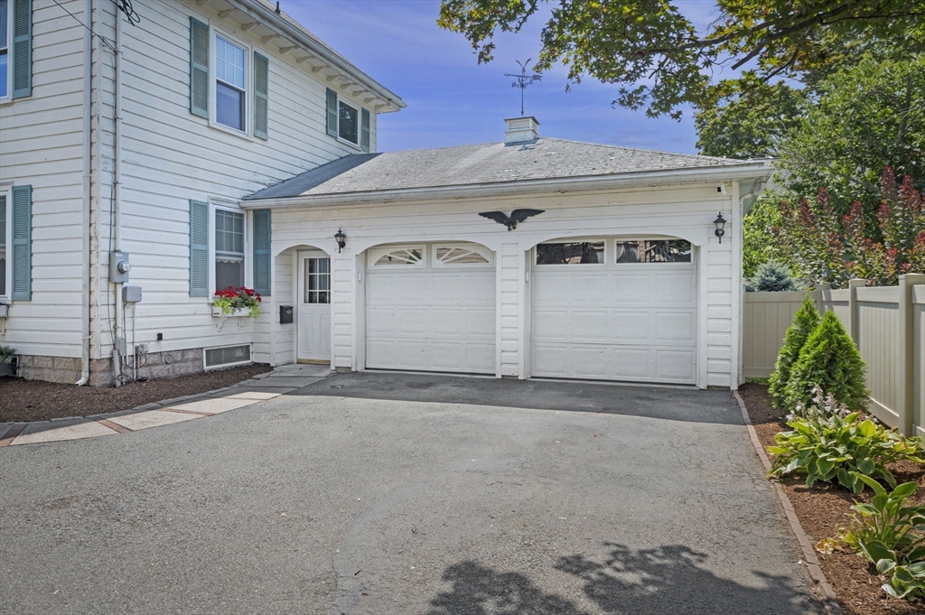 31 Virginia Ter Property Photo 11