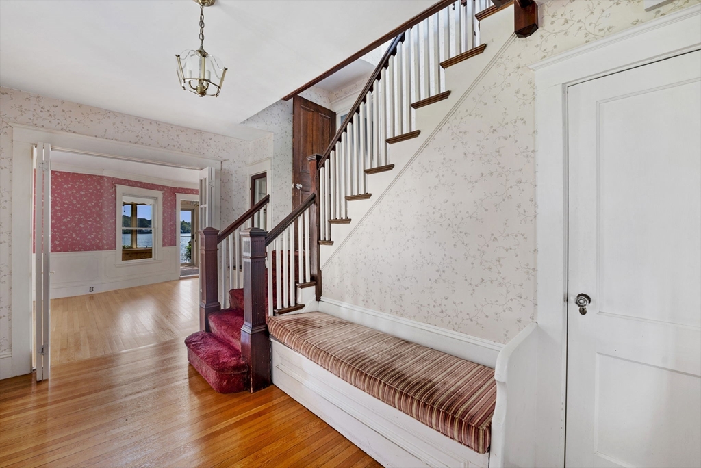 31 Virginia Ter Property Photo 14