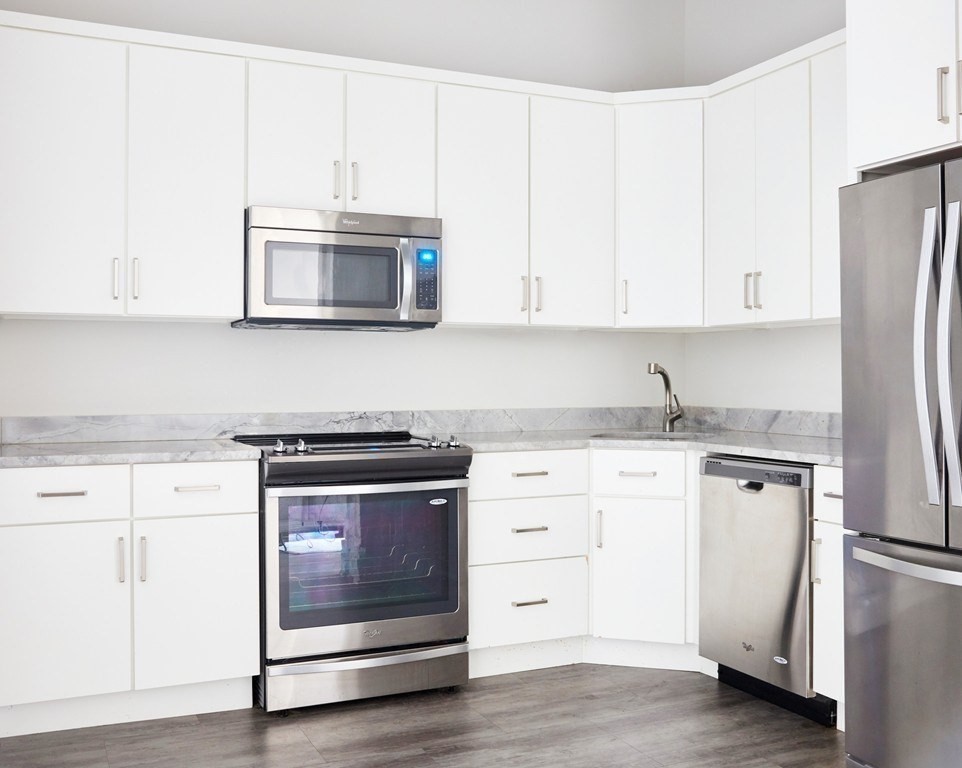 630 Washington # 311 Property Photo 4