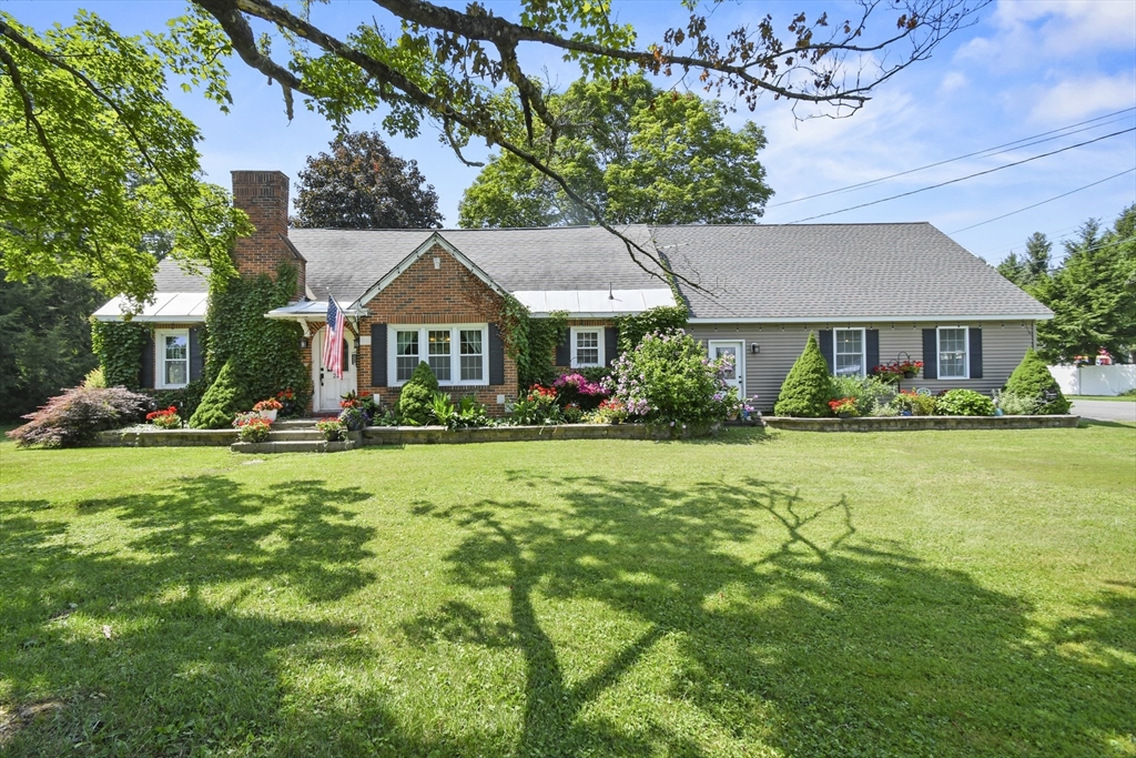 235 Pleasant St Property Photo 1