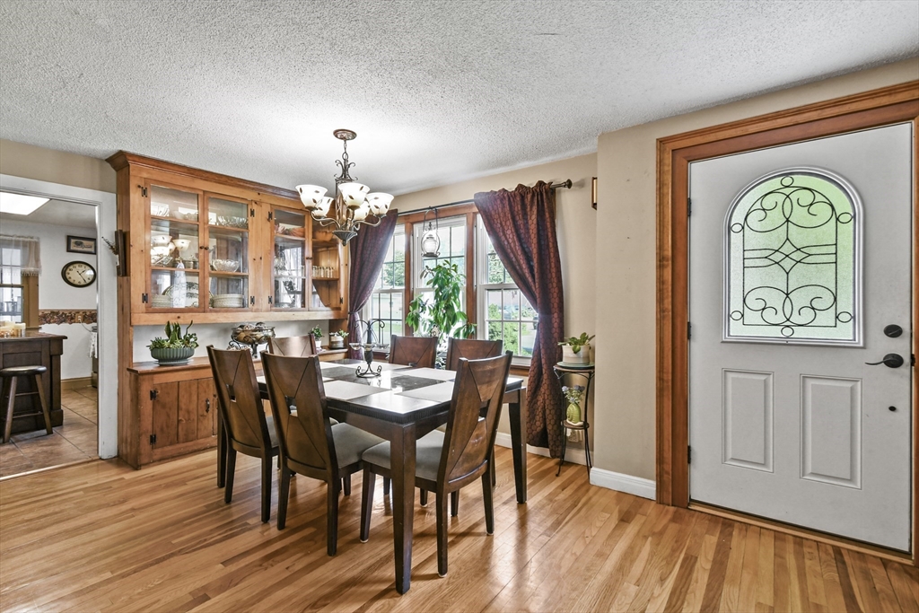 235 Pleasant St Property Photo 12