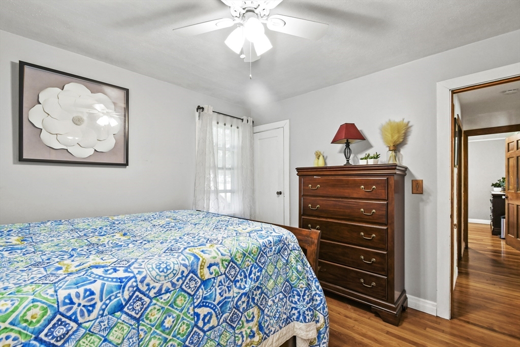 235 Pleasant St Property Photo 15