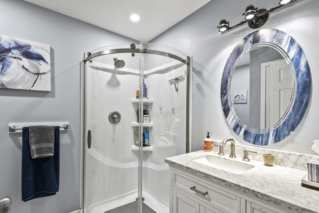 235 Pleasant St Property Photo 22