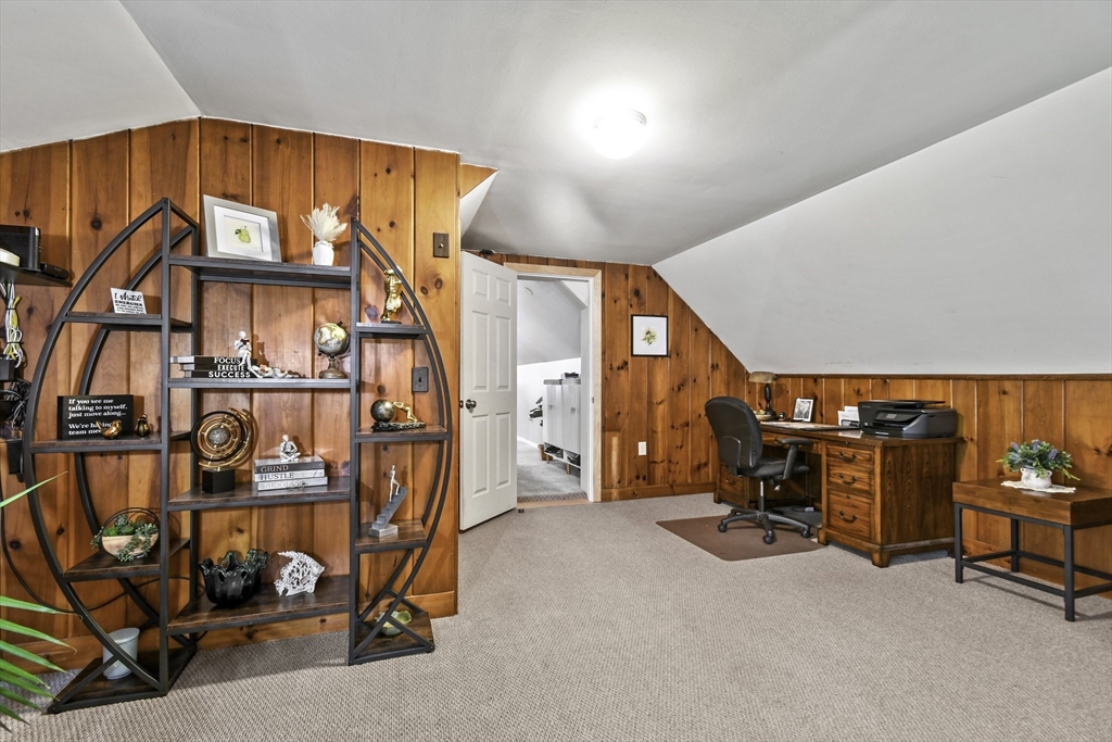 235 Pleasant St Property Photo 23