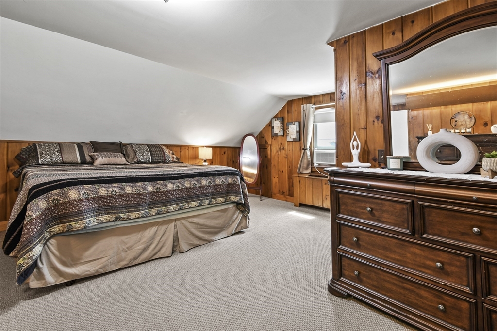 235 Pleasant St Property Photo 26