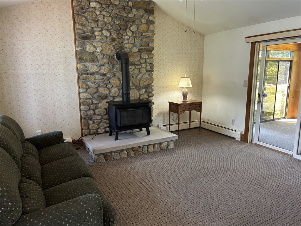 273 Main St. Property Photo 20