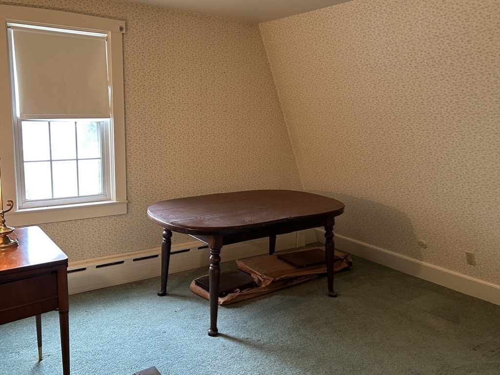 273 Main St. Property Photo 28