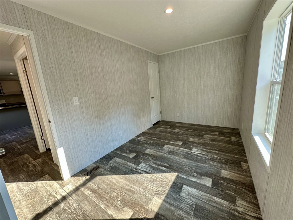 9 Abbey Lane Property Photo 13