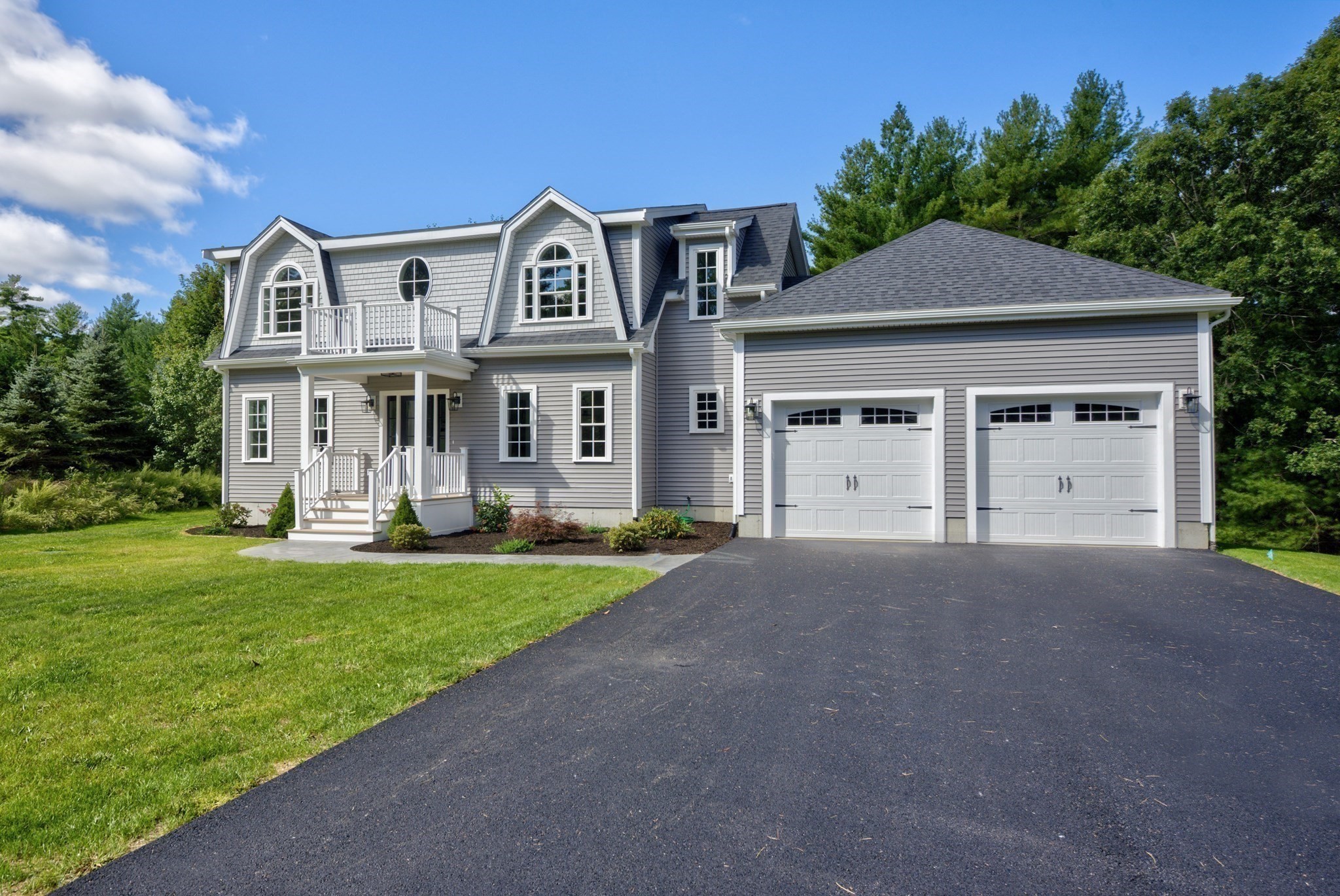 19 Elk Run Drive Property Photo 1