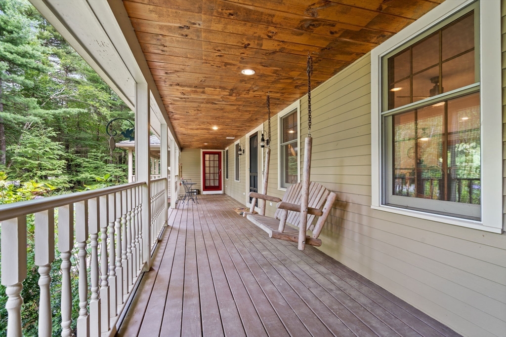 9 Stagecoach Rd Property Photo 4