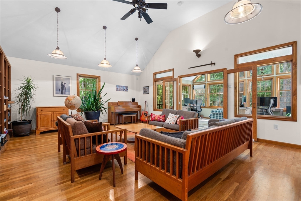 9 Stagecoach Rd Property Photo 14