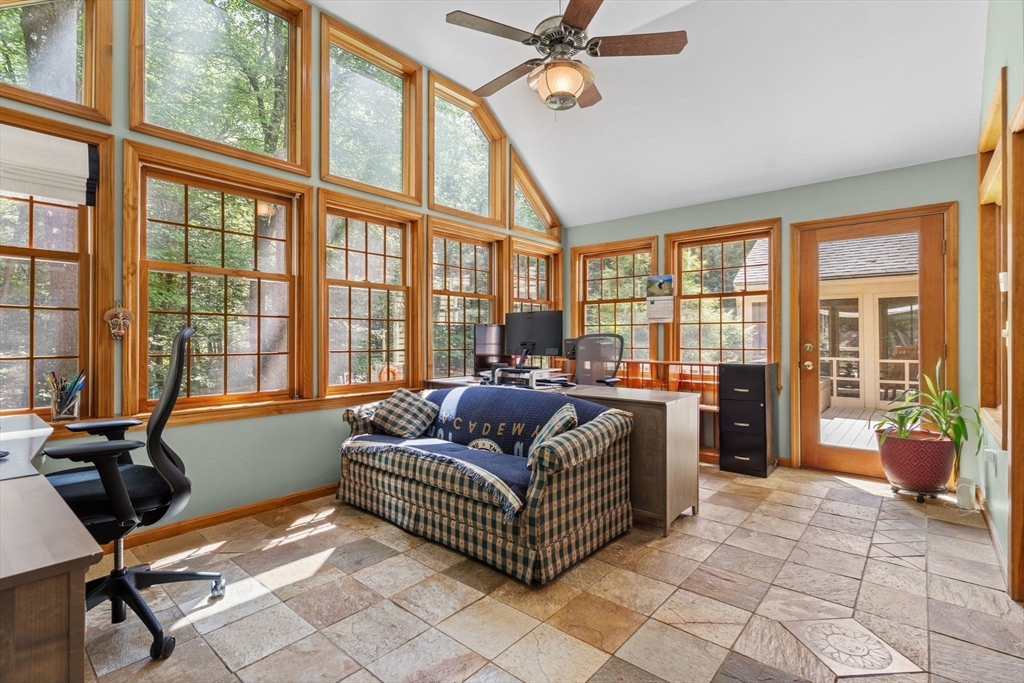 9 Stagecoach Rd Property Photo 16