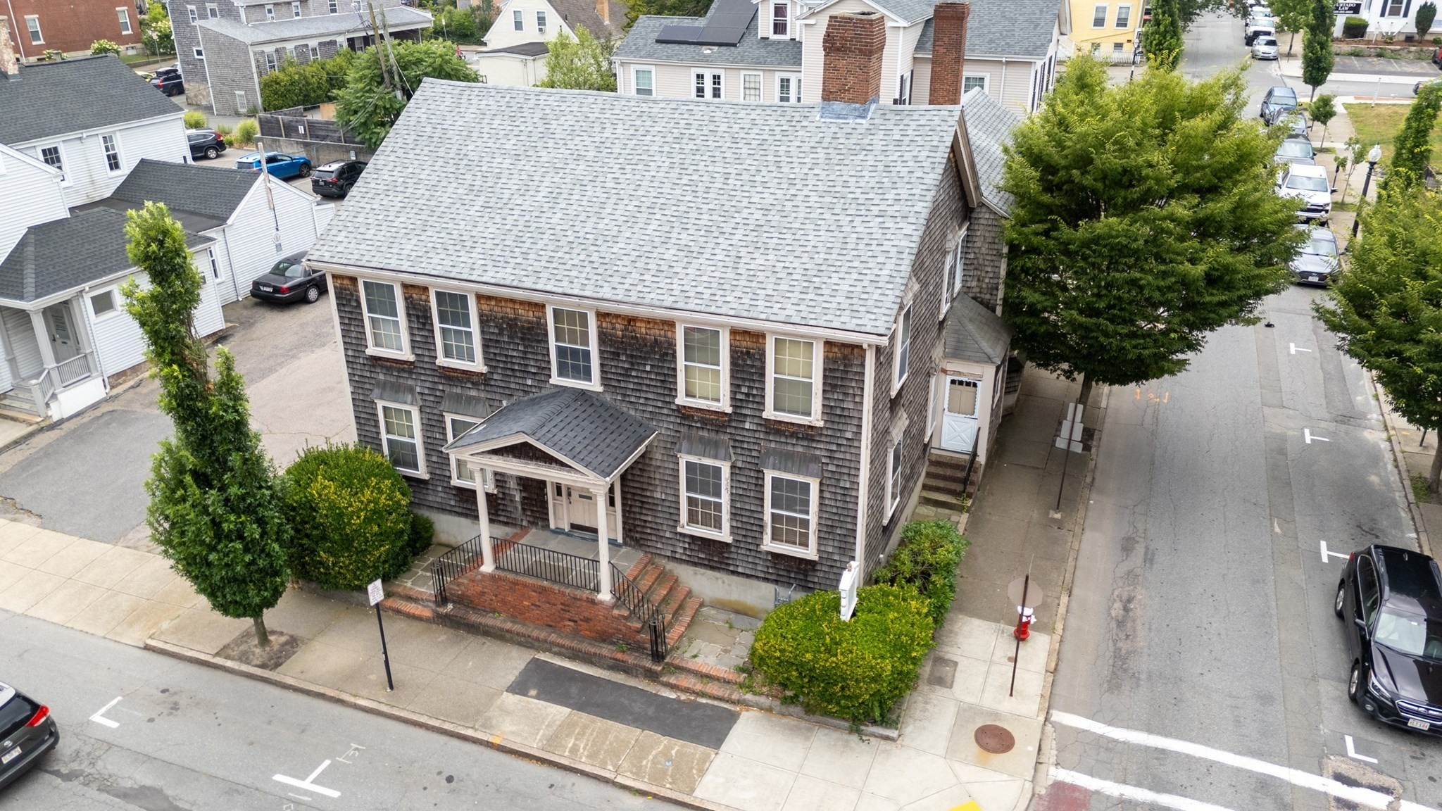 13 S 6th St Property Photo 1