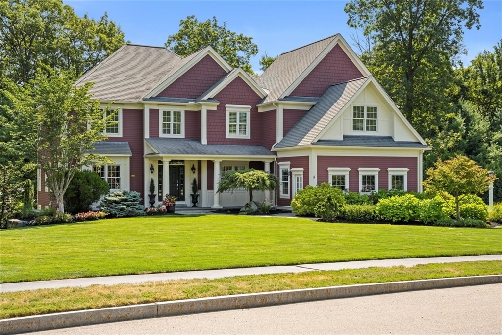 5 Highland Hill Dr Property Photo 1