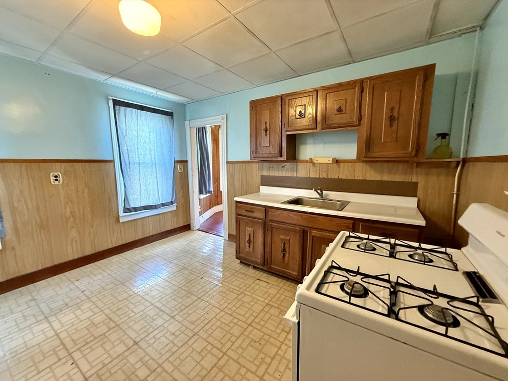 21 Oakland Ave # 1 Property Photo 3