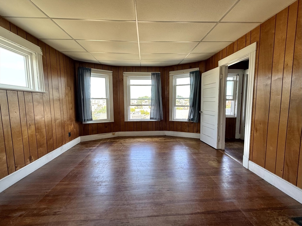 21 Oakland Ave # 1 Property Photo 10