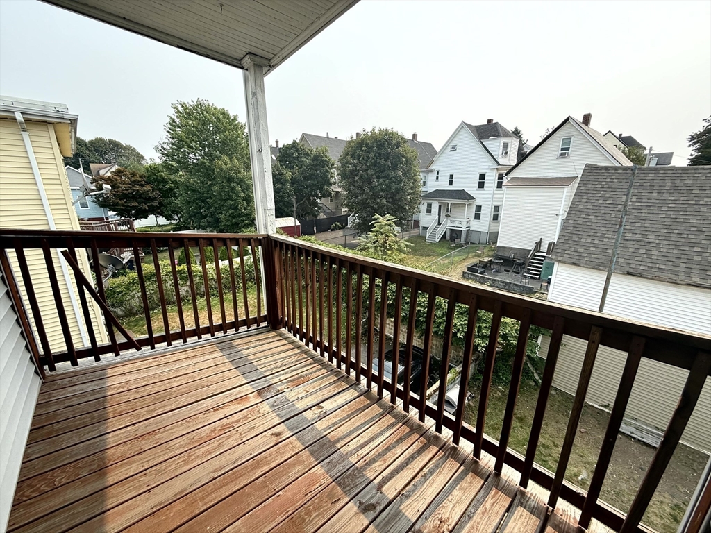 21 Oakland Ave # 1 Property Photo 16