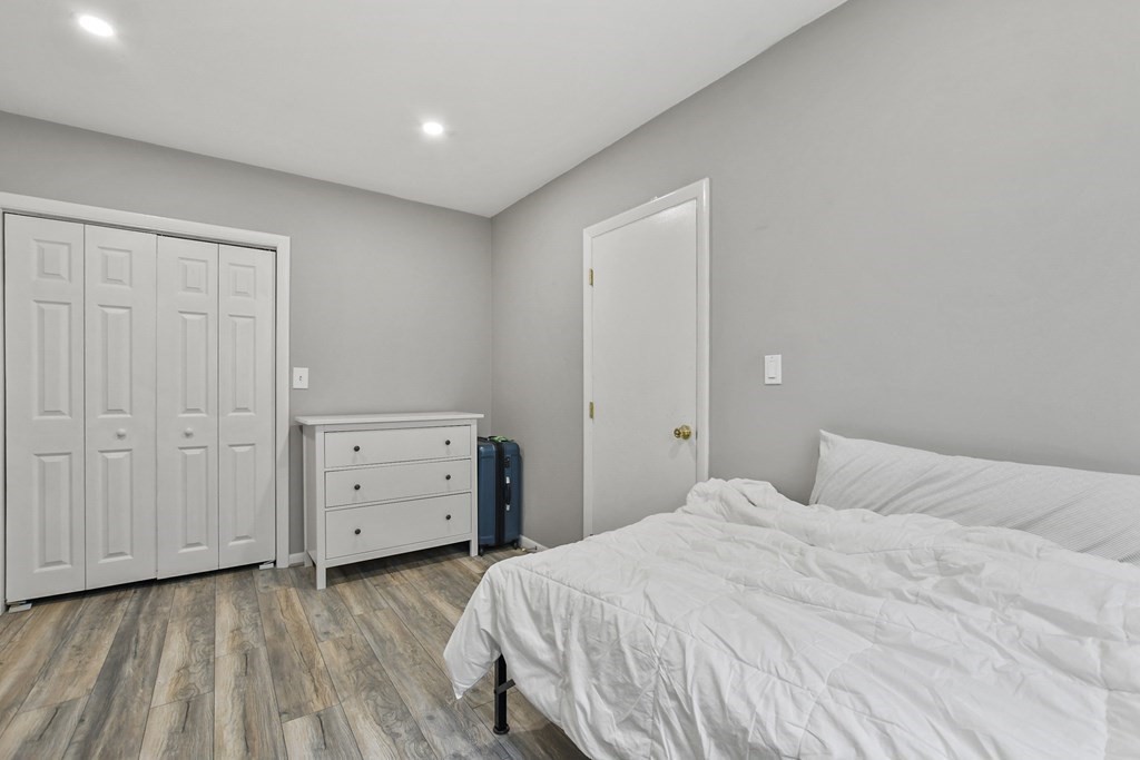 180-a River Street # 10 Property Photo 9