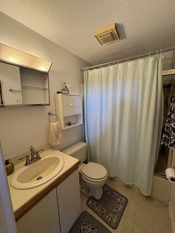 70 Austin St # 15 Property Photo 21