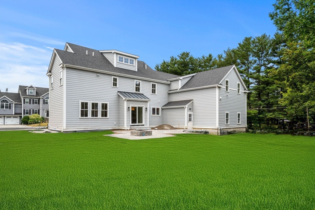 2 Stephanie Street Property Photo 40