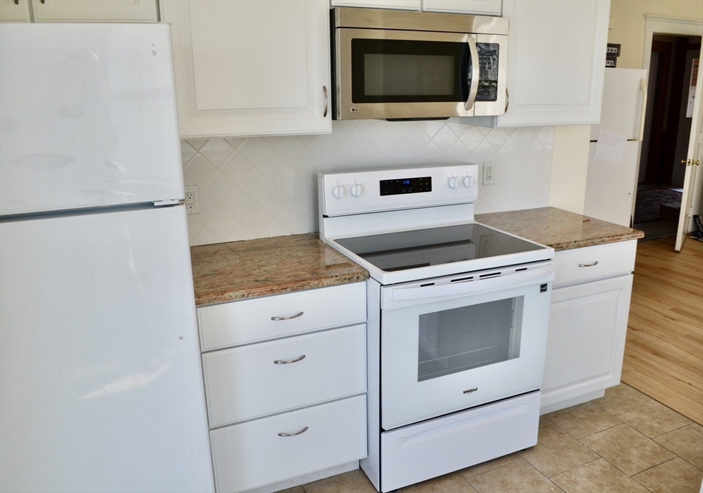 93 Sherman # 2 Property Photo 6