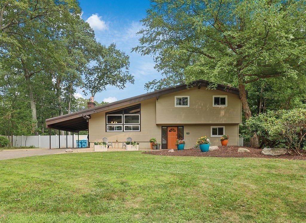 47 Walnut St Property Photo 1