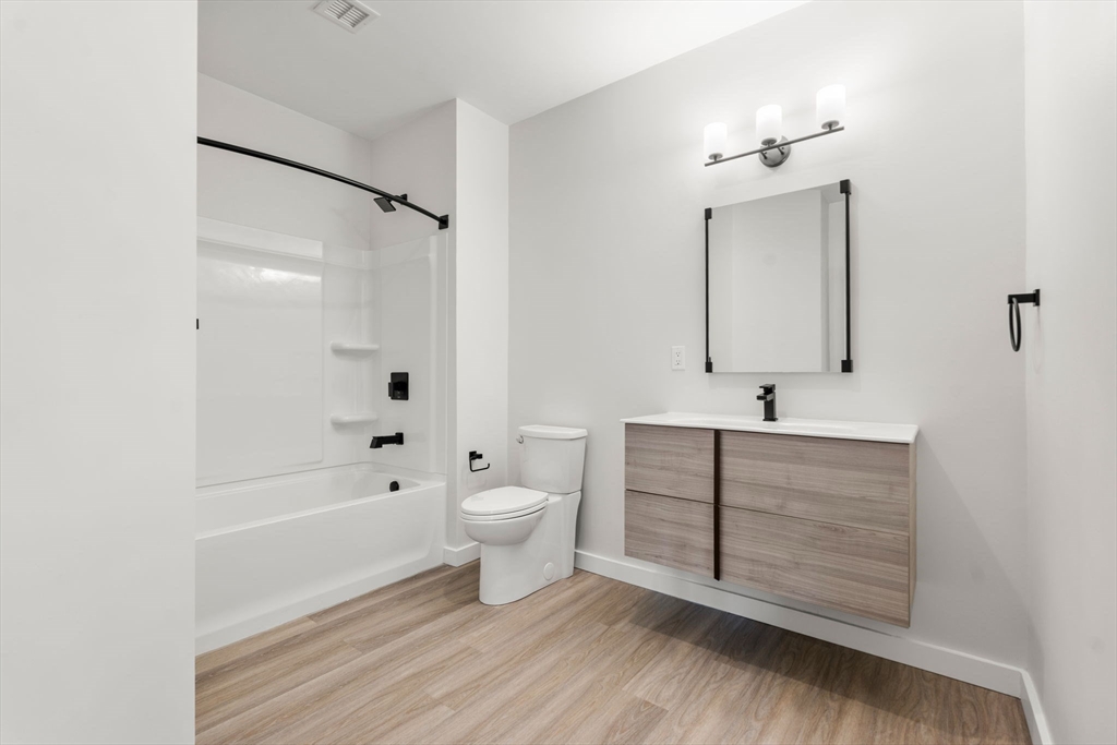 10 Somerset # 406 Property Photo 1