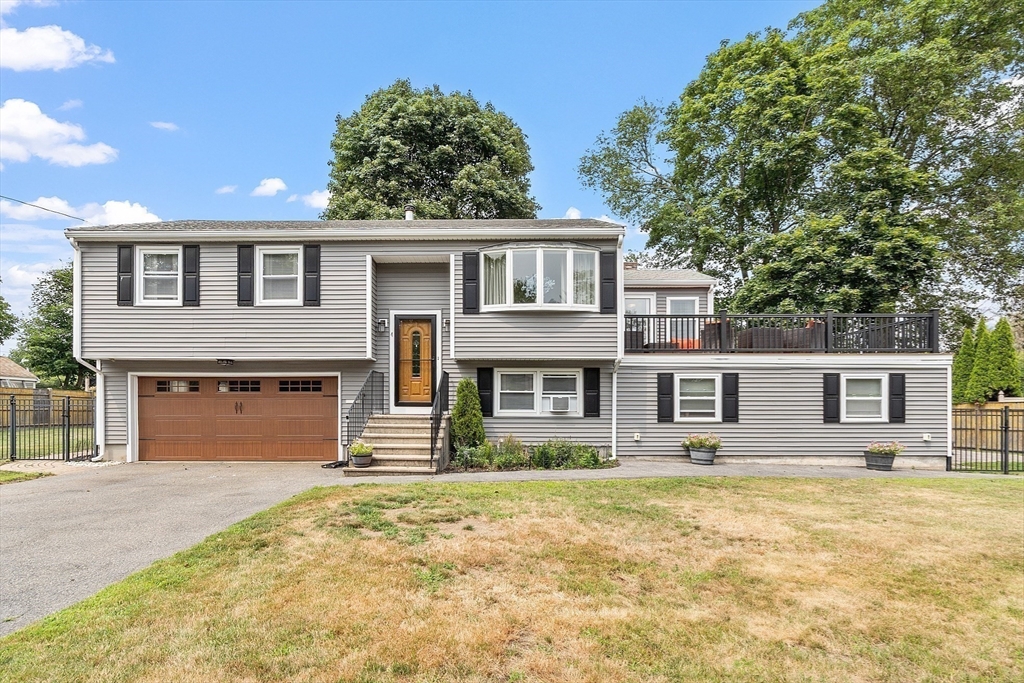 4 Fitzgerald Way Property Photo 1