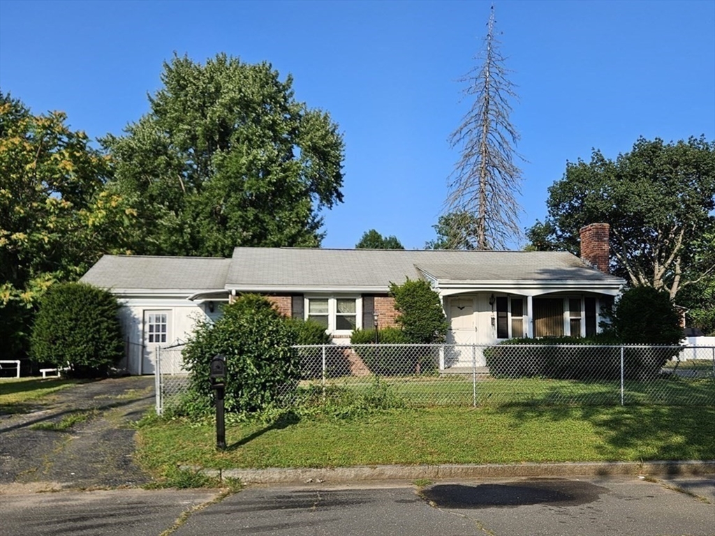 45 Dimmick St Property Photo 1
