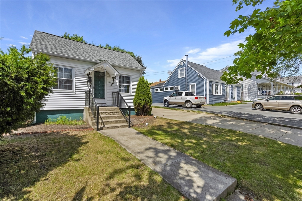 127 Gladstone Street